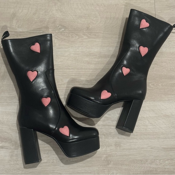 NEW Dolls Kill La Moda Red Heart & Black Calf “Game of Love” Platform Boots Sz 9 - Picture 7 of 12